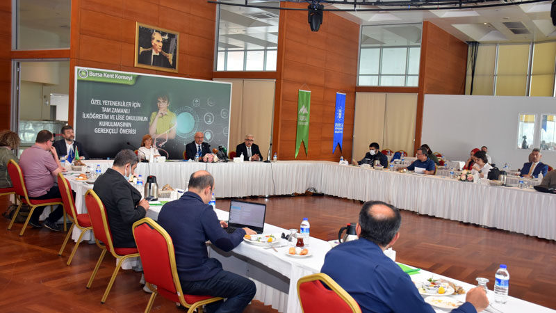 Bursa’da son 1 yıldır özel yetenekleri çocukların eğitim ve çalışma