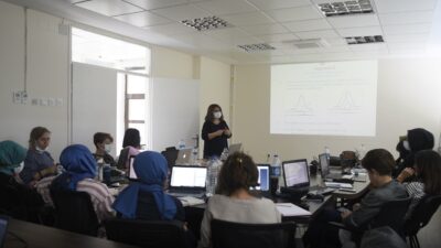 BUSKİ laboratuvar personeline metot eğitimi