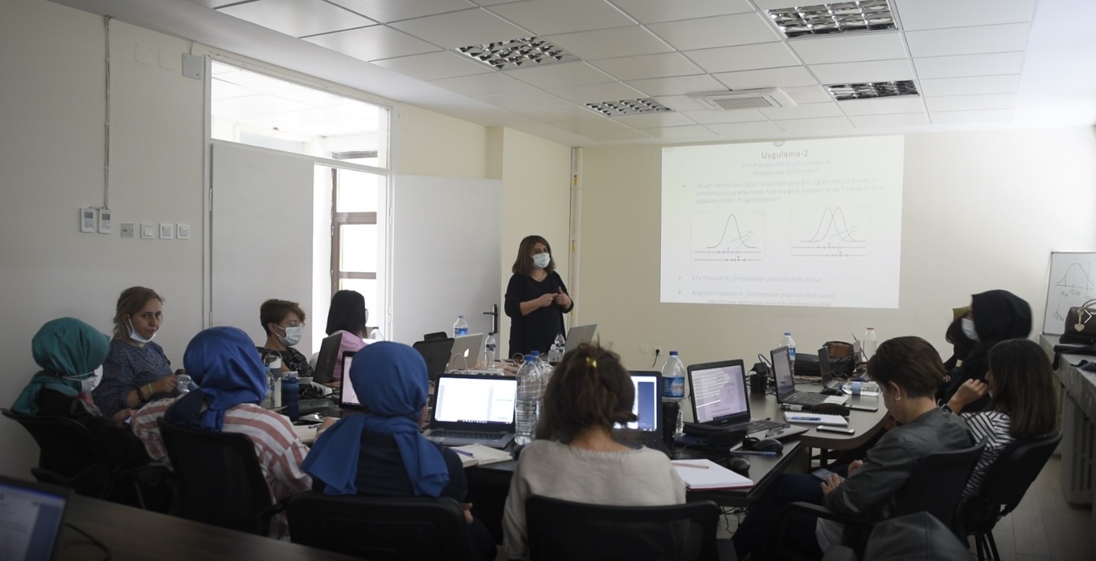 BUSKİ laboratuvar personeline metot eğitimi