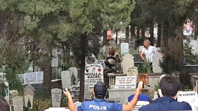 Mezarlıkta hayat kurtaran hamle! Polis ikna etti…