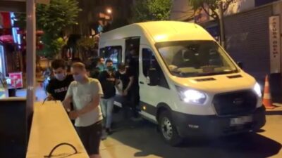 Şoke eden olay! Korona aşılarını satarken yakalandı