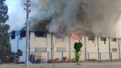 Fabrikada yangın! Çok sayıda ekip sevk edildi