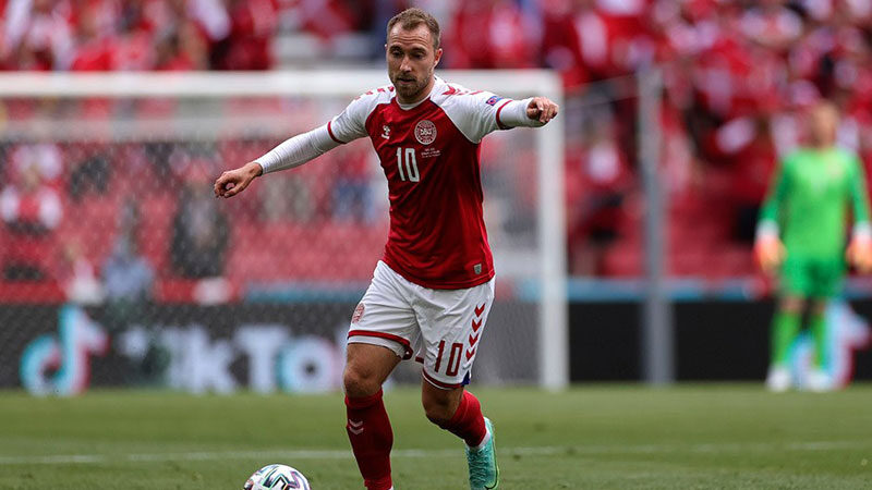 Danimarka - Finlandiya maçında fenalaşan Christian Eriksen taraftara mesaj gönderdi.