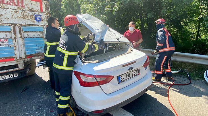2 feci kaza! Ölü ve yaralılar var 2 feci kaza! Ölü ve yaralılar var