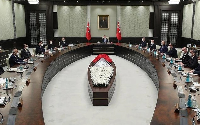 Cumhurbaşkanlığı Kabinesi sürprizi! 4 gün erkene çekildi