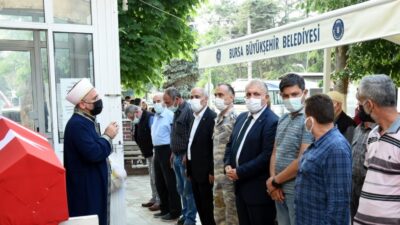 Bursa şehidini toprağa verdi