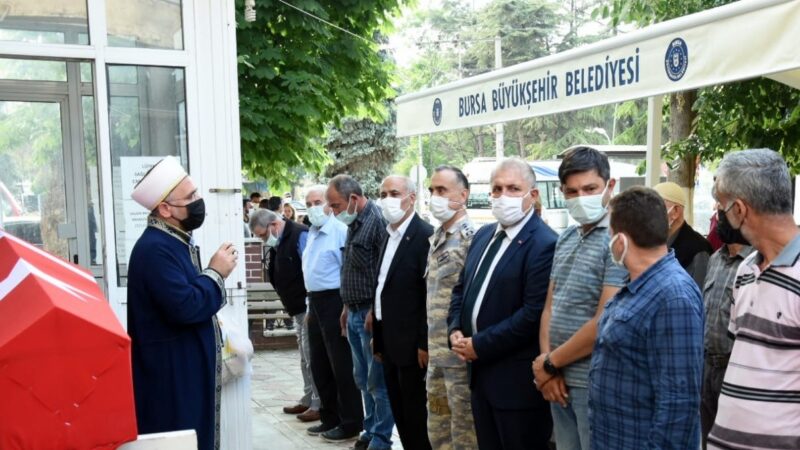 Bursa şehidini toprağa verdi Çanakkale'de kazada şehit olan Jandarma Astsubay Kıdemli Başçavuş Muhammet Tolga