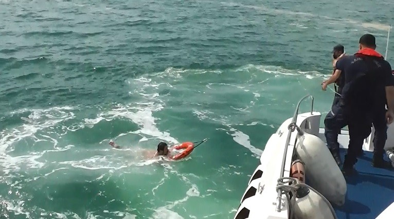 Bursa’da müsilajların arasında can pazarı