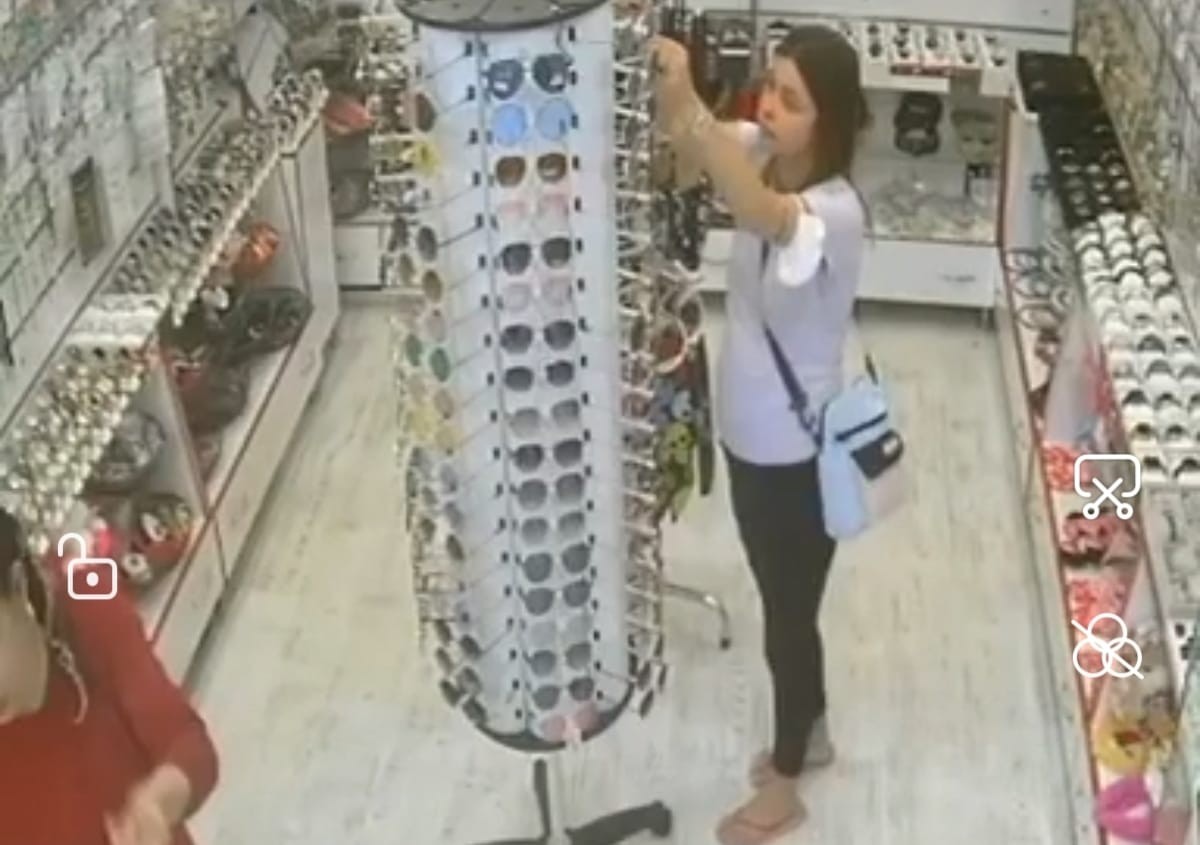 Bursa’da kadın esnaf, hırsıza göz açtırmadı