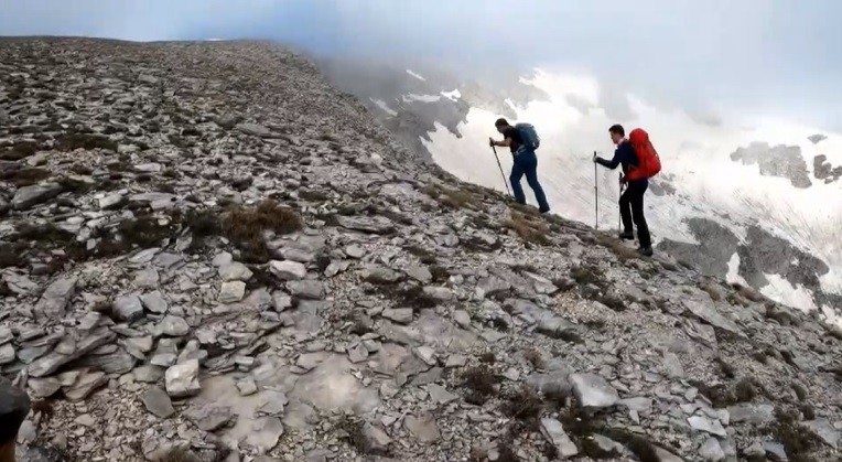 Uludağ’ın puslu zirvesinde bilinmeyene yolculuk