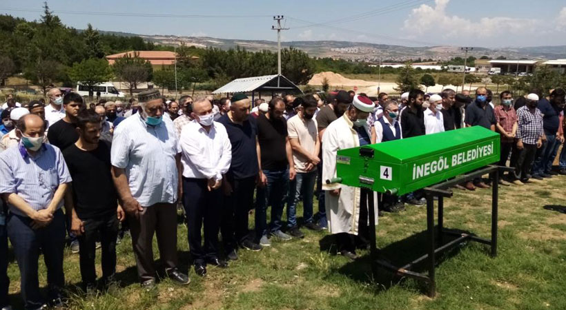 Yer: Bursa… Bir babanın en acı günü! İki kızını aynı anda toprağa verdi