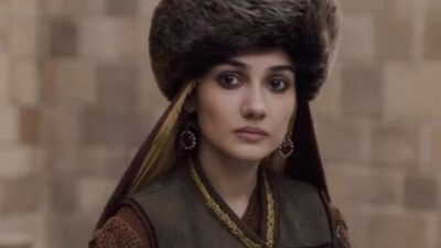 Uyanış Büyük Selçuklu’nun Turna Hatun’u bikinili pozuyla büyüledi