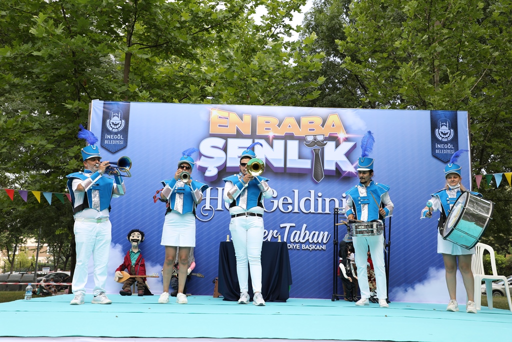 Babalar Günü coşkuyla kutlandı