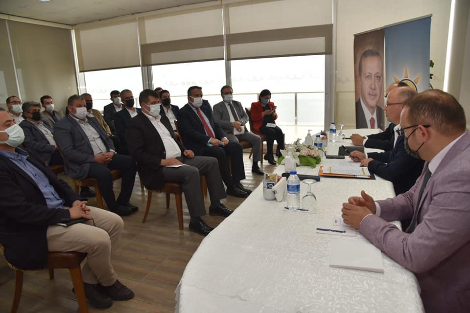 17 ilçe başkanı ile Bursa’nun bugünü ve geleceği konuşuldu