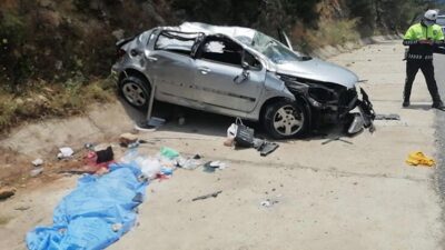 Kayalıklara çarpan araçtan fırladı 4 yaşındaki Emre’nin feci ölümü!