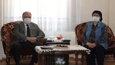 Şehit Aybüke öğretmenin annesi yalnız bırakılmadı