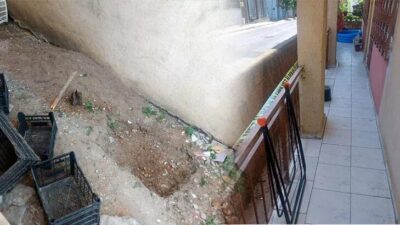 Annesini öldürüp, çuvalla bahçeye gömdü! Komşular şokta