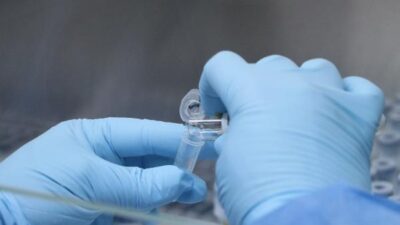 ‘Koronavirüs testlerinde pozitiflik oranı yüzde 30’dan 10’a düştü’