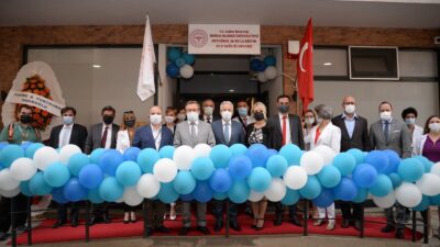Bursa’da akademisyenlerin hizmet verdiği ilk aile sağlığı merkezi açıldı