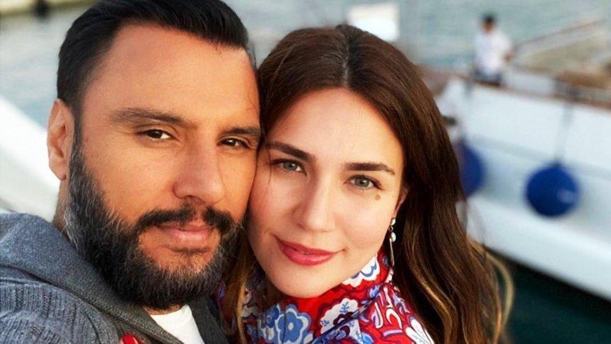 Hastane önünde zor bekleyiş! Dua istedi…