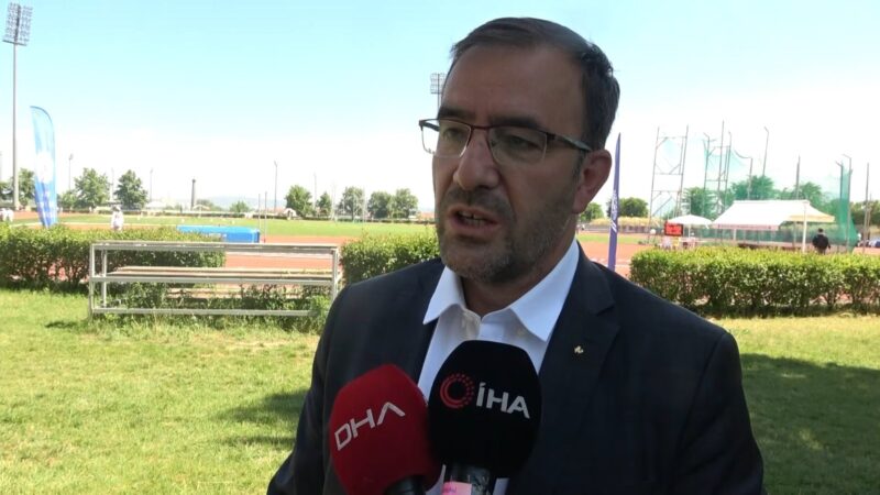Tokyo’da düzenlenecek olan olimpiyatlarla ilgili basın açıklaması düzenleyen Atletizm Federasyonu