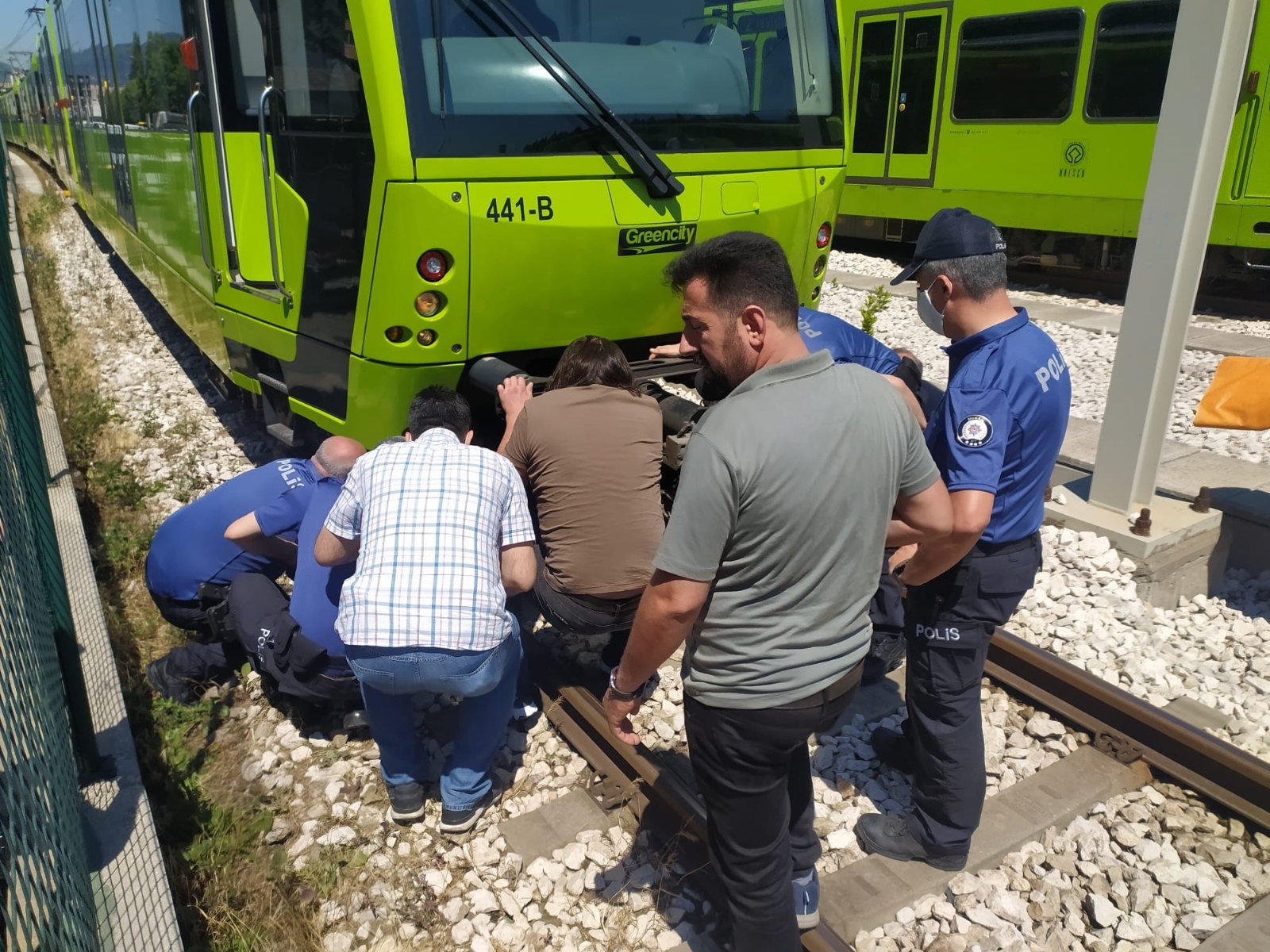 Bursa’da metro seferlerini kilitleyen olay