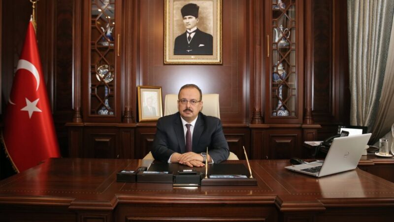  Bursa Valisi Yakup Canbolat, Sahil Güvenlik Komutanlığının 39. kuruluş yıl