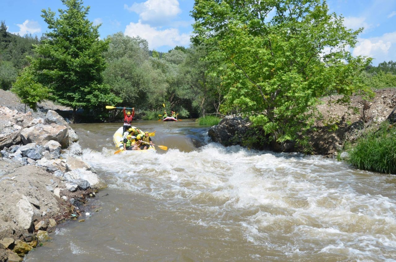 Bursa’da rafting heyecanı