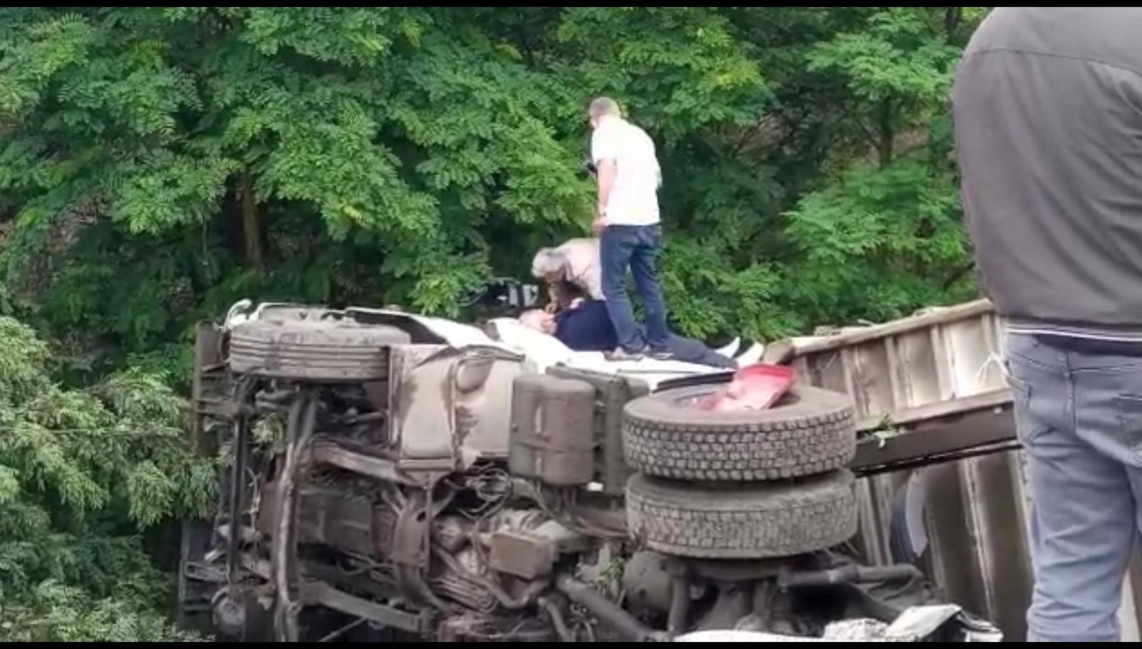 Bursa’da feci kaza! Virajı alamayınca…