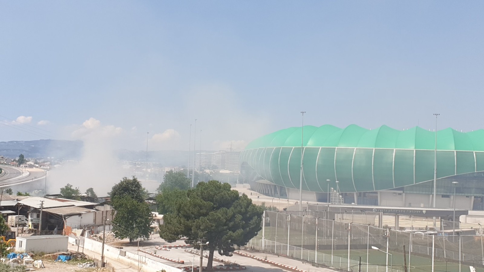 Timsah Arena için yapılan yangın uyarısına Bursaspor’dan cevap Timsah Arena için yapılan yangın uyarısına Bursaspor’dan cevap