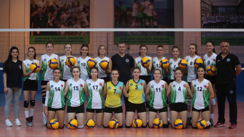 Voleybol Bölgesel Lig Bursa Grubu’nu kayıpsız geçen Büyükşehir Belediyespor, 2.