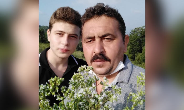 Bursa’da bir ay önce oğlunu kaybeden babadan acı haber! Bursa’da bir ay önce oğlunu kaybeden babadan acı haber!