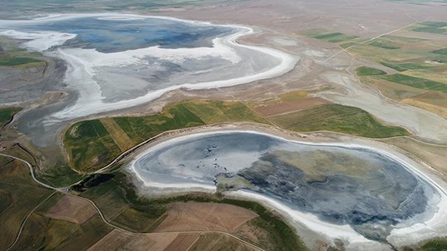 Düden Gölü ile Küçük Göl kurudu