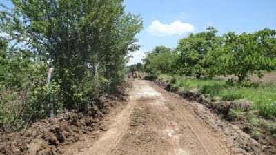 İnegöl’de 230 kilometre yol açılıyor