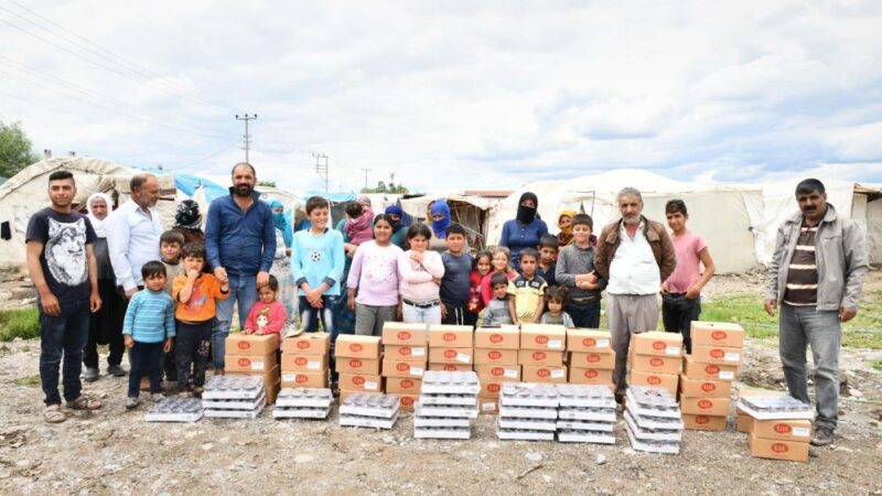 Bursa’daki mevsimlik işçilere destek! Mustafakemalpaşa Belediyesi, ilçede tarımsal üretimin önemli bir parçası olan mevsimlik
