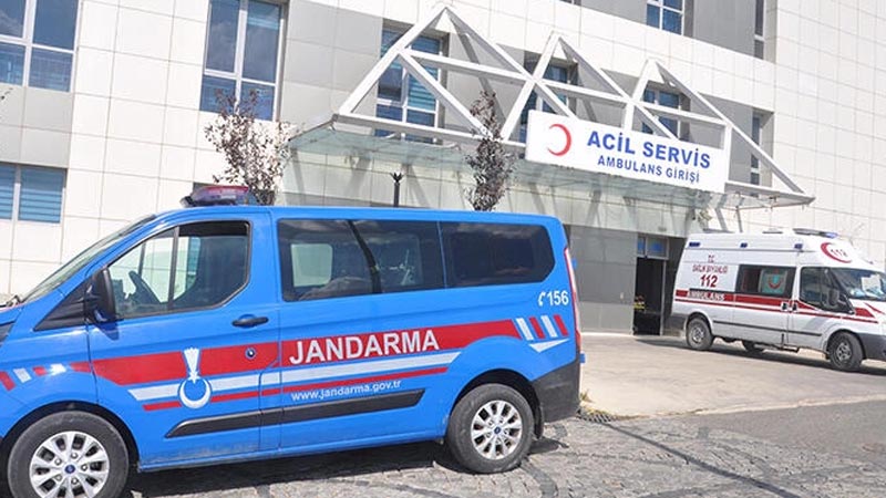 Kullandığı kamyondan düşüp, altında can verdi