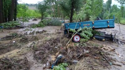 Komşuyu sağanak vurdu