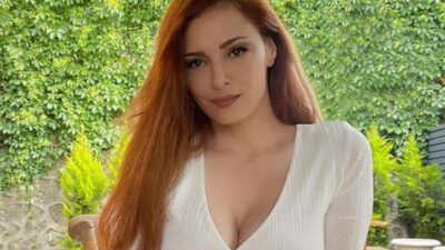 Mine Tugay bikinili pozuyla mest etti!