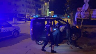 Yer: Bursa… Polisten kaçarken mezarlık duvarına çarptı