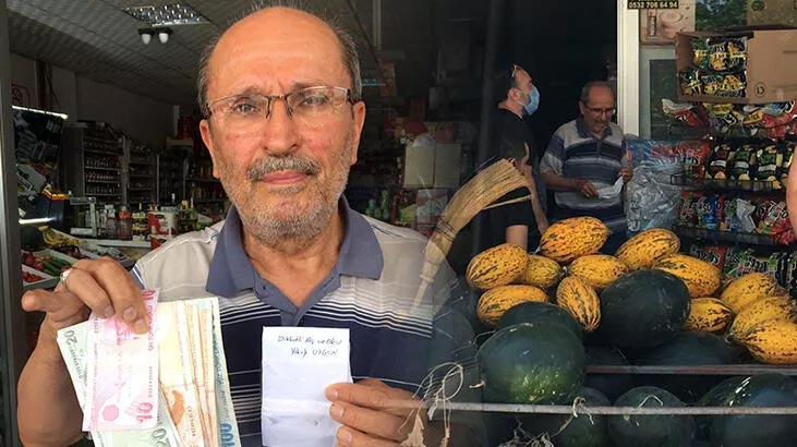 Marketten 8 yıl önce aldıkları için zarfla 500 lira bırakıp helallik istedi