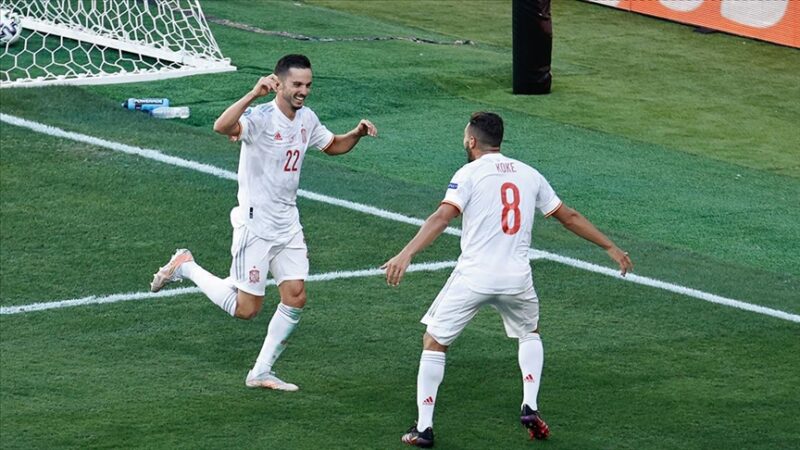 16. Avrupa Futbol Şampiyonası E Grubu üçüncü maçlarında İspanya, Slovakya'yı