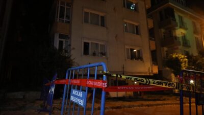 Kolonu çatlayan 5 katlı bina boşatıldı