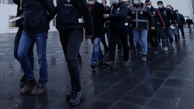12 ilde FETÖ operasyonu: Çok sayıda gözaltı