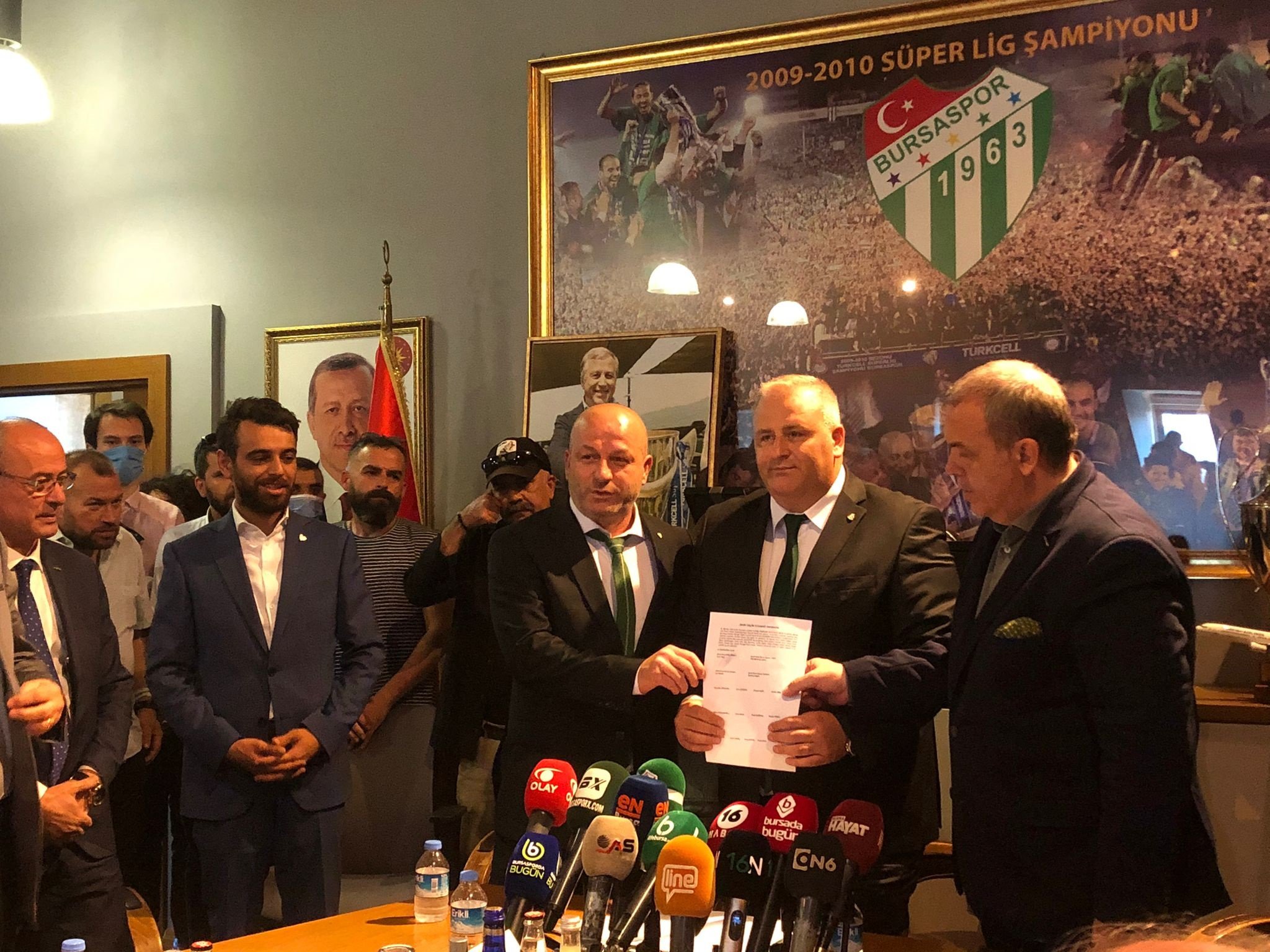 Bursaspor’da yeni dönem! Bursaspor’da yeni dönem!