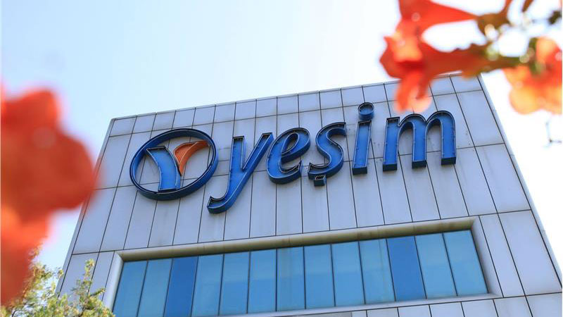 Yeşim zirvede Yeşim zirvede