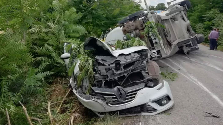 Balıkesir’de feci kaza! 3 kişi öldü, 3 kişi yaralandı
