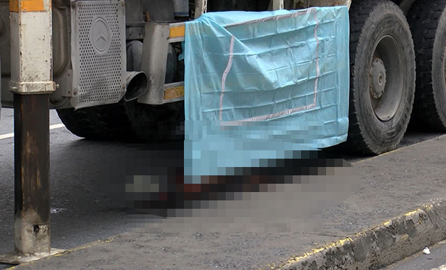 Feci kaza! Beton mikserinin altında kalan kadının bacağı koptu