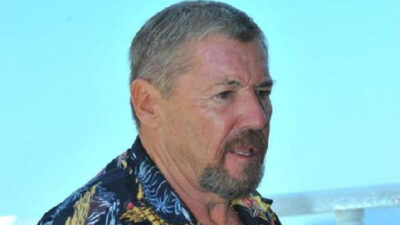 Ünlü oyuncu duş alırken hayatını kaybetti