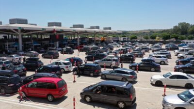 Gurbetçiler Kapıkule’de yoğunluk oluşturdu