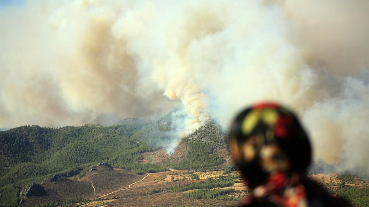 Mersin cayır cayır! Tahliyeler sürüyor